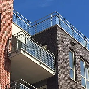 Appartement Hellingweg Met Balkon, Den Haag